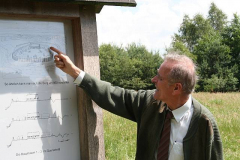 Die Heilsburg bei Wiersdorf mit Dr. Wolf-Dieter Tempel