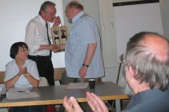 Abschied auf der Mitgliederversammlung: Dank an den langjährigen Schatzmeister Ulrich Dahmlos für die immer tadellose Kassenführung und so manche Einsparung ...