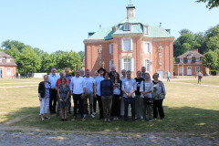 Gruppenbild vor Schloss Clemenswerth