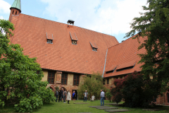 Vor dem Kloster Hankensbüttel